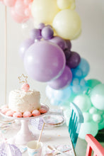 Load image into Gallery viewer, Magical Unicorn Deluxe Garland To Go