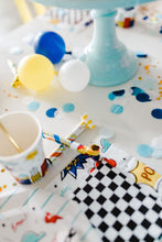 Load image into Gallery viewer, Superheroes Deluxe Garland To Go